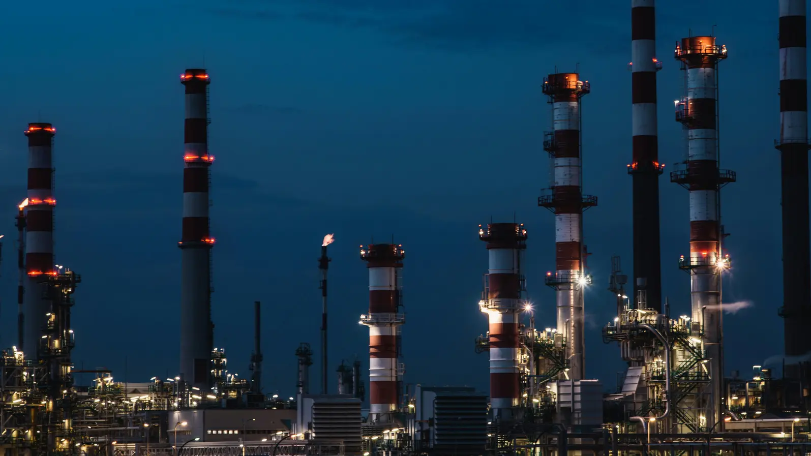 Нарастващото търсене в Азия може да създаде нови проблеми за газовите доставки в Европа