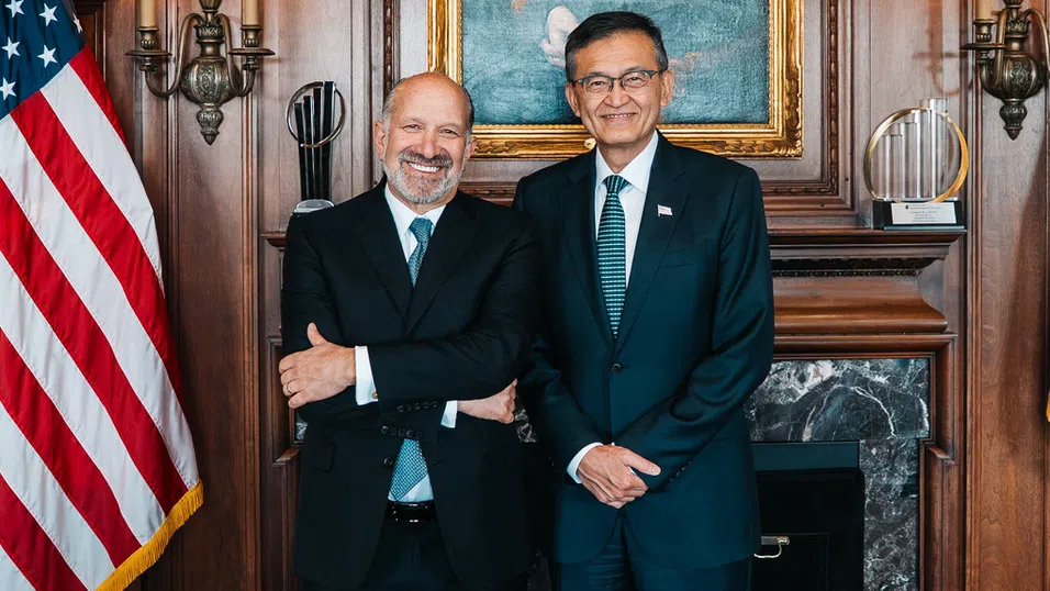 Официално: САЩ вече притежават 10% дял в Intel