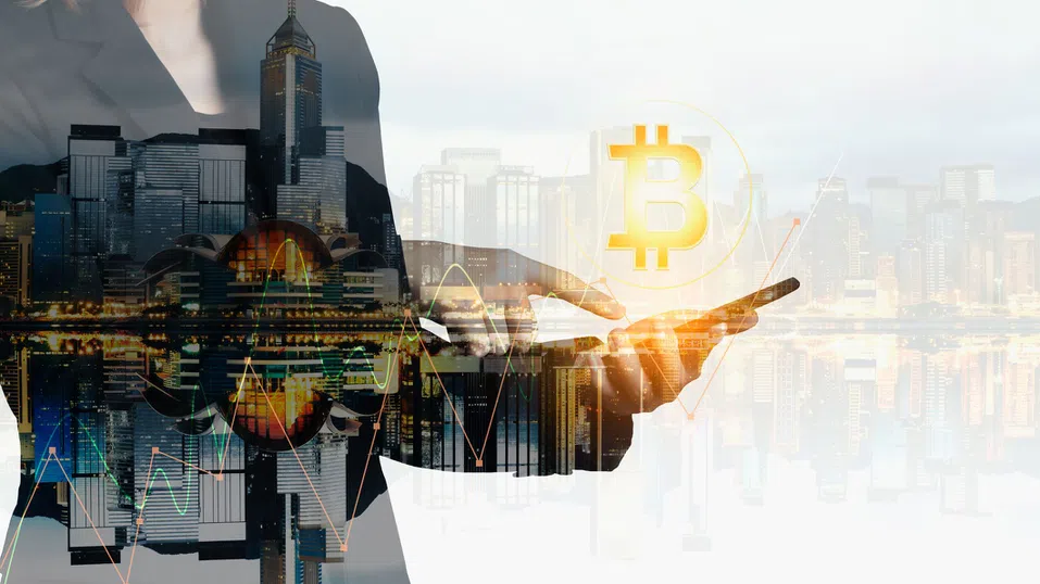 Полша може да е лидер в европейската криптовселена. Какво задушава потенциала ѝ