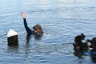 По-нисък, но по-здрав. Какво се случва, ако живееш 100 дни под вода