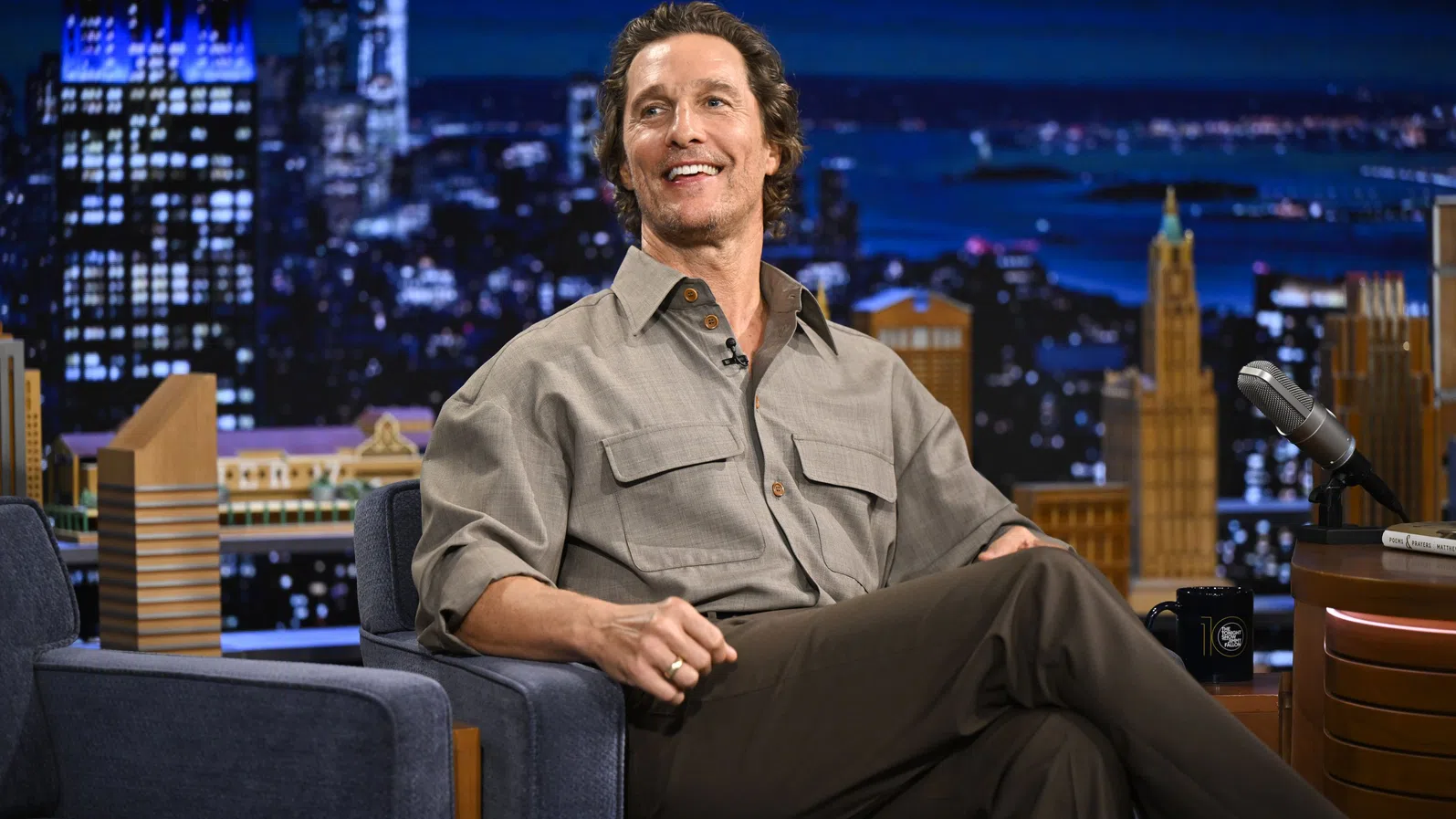 Матю Макконъхи регистрира търговски марки със собствения си образ, за да се бори с AI злоупотреби