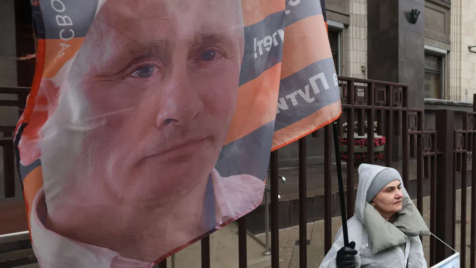 „Нашите скъпи приятели в Москва“ - две нови книги описват как Путин изолира Русия от Запада