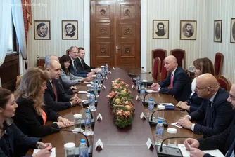 Президентът Радев и Асоциацията на банките в България обсъдиха готовността за еврото