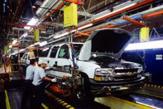 General Motors съкращава 15% от служителите си в САЩ и Канада