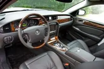 Рекорден брой нови автомобили представят на автосалона в Плевен