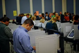ГЕРБ взeма 27% според 1/4 от протоколите