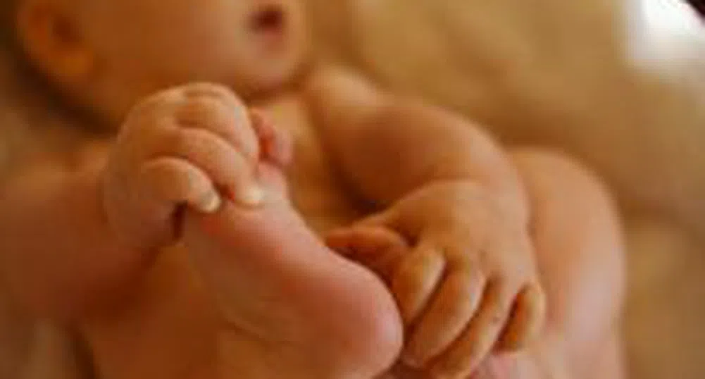 Държавата да субсидира заетост и обучение на безработни майки с деца, реши НС