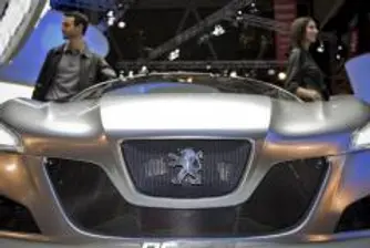 Peugeot-Citroen съкращава 2700 души