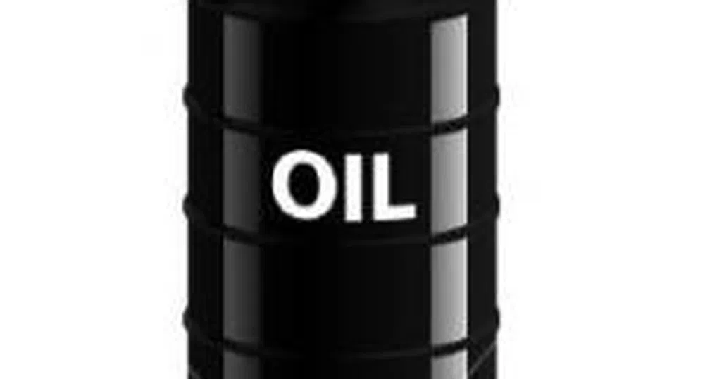 Петролът с рекорд близо до 128 долара за барел