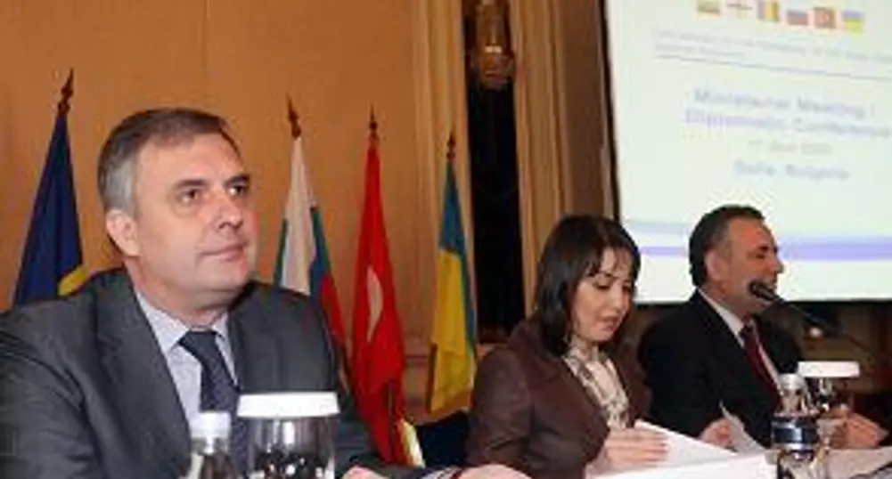 Калфин: Европа да се включи в опазването на Черно море