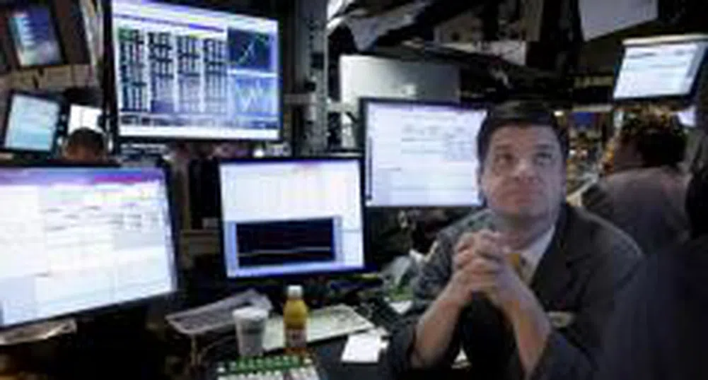 Dow Jones с най-голям спад от 26 юни насам в четвъртък