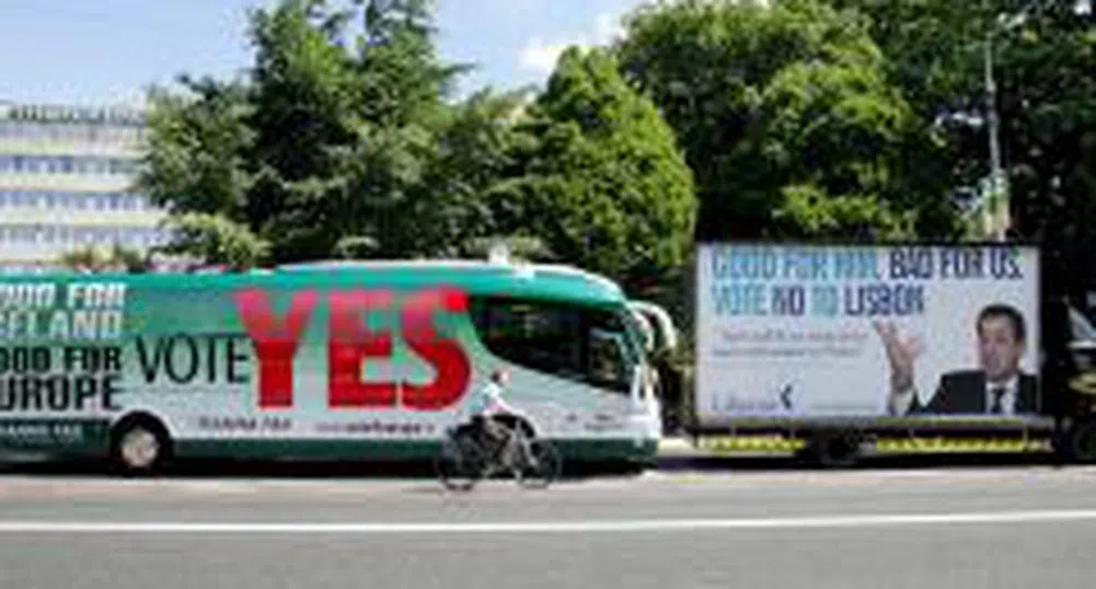 Бъдещето на ЕС е в ръцете на едва 3 млн. от неговите жители, пишат британските вестници