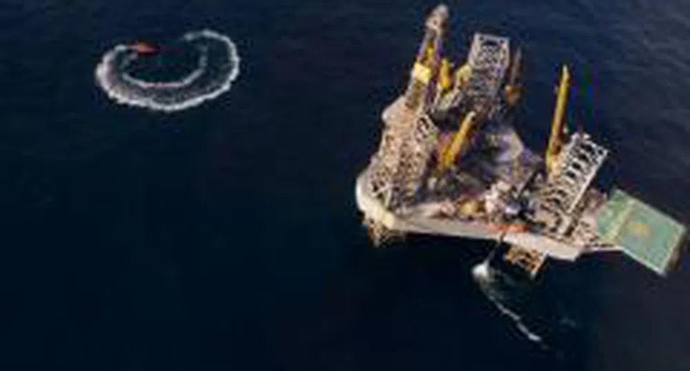 Британските ВВС евакуираха 500 души от петролна платформа заради бомбена заплаха