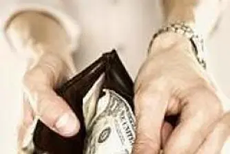 Дефицитът по текущата сметка на САЩ пада рязко през 2008 г.