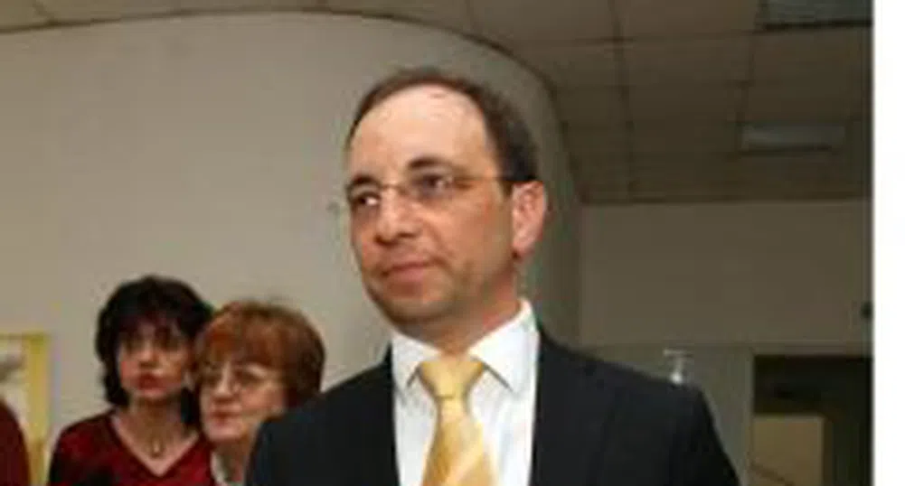 Отварят офертите за две обществени поръчки на МДААР