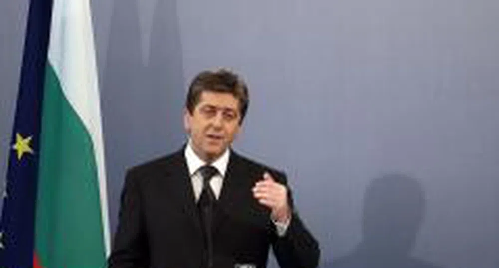 Първанов: Безнадеждно сме закъснели да разделим политиката от бизнеса