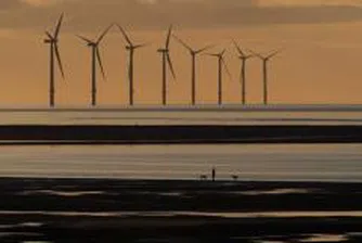 Великобритания строи вятърни генератори, за да покрие енергийните си нужди