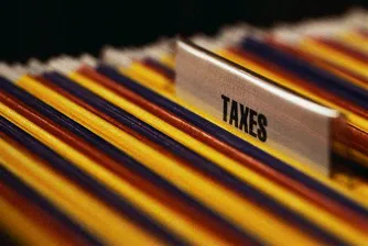 В САЩ работят до днес за държавата, ние до края на май