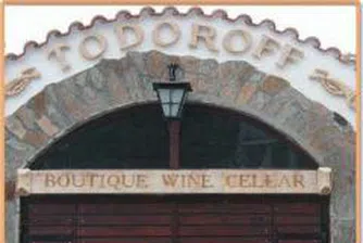 Предлагат между 20-25% от Тодоров АД през април