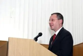 Преизбраха Станишев за лидер на БСП