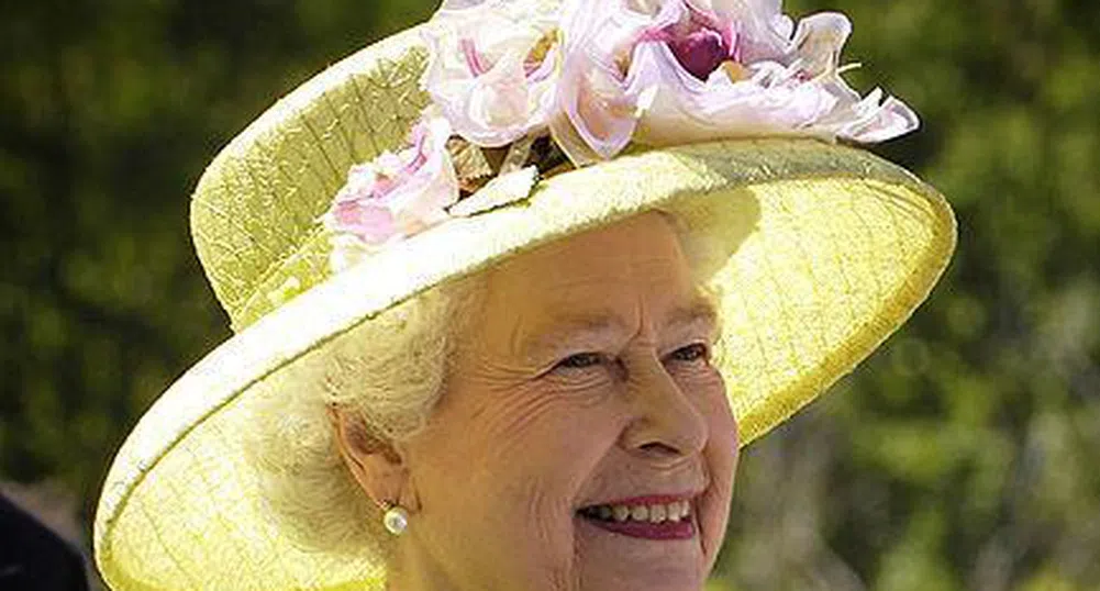 Обясняват кризата на кралица Елизабет с "отрицанието"