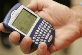 Смартфонът Blackberry измества съпругата