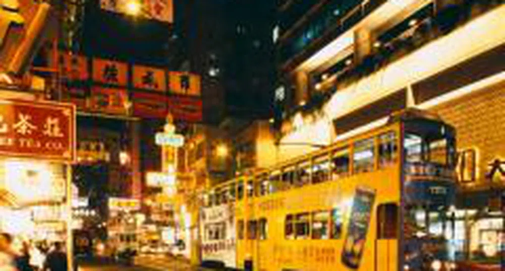 От Лондон до Ню Йорк с... автобус срещу 5000 паунда