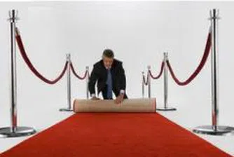 Публичните компании и капиталови институции се радват на уютен медиен комфорт