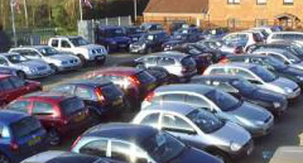 Продажбите на автомобили в Китай с най-нисък от две години ръст през юли