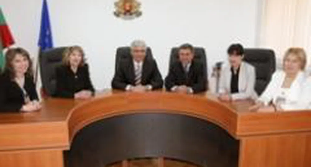 КЗК санкционира адвокатски дружества за недобросъвестна практика