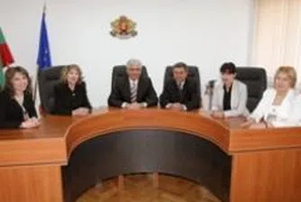 КЗК санкционира адвокатски дружества за недобросъвестна практика