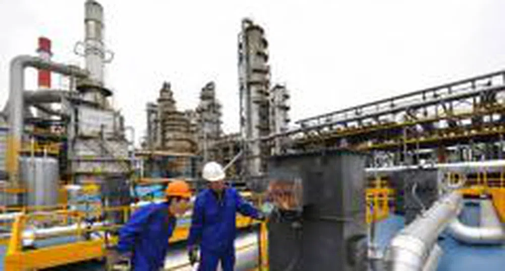 МЕА: Цената на петрола ще се задържи над 100 долара до 2009 г.