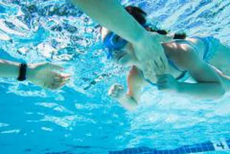 Столичната РИОКОЗ предупреждава: Басейните в София са с неизследвана вода