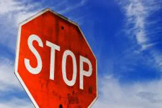 Италиански кметове се надпреварват да забраняват