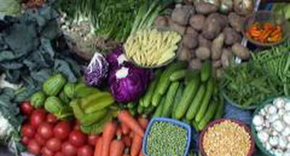 Доматите, краставиците и картофите поевтиняват на пазара на едро