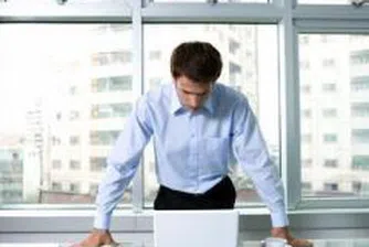 Доверието в световната икономика намалява през юни