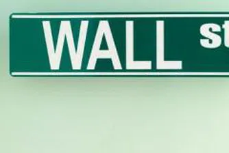 Щатските индекси с най-слабото си отваряне от 1983 г. насам