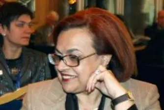 Радева: Нямаме политика за връщане на студентите