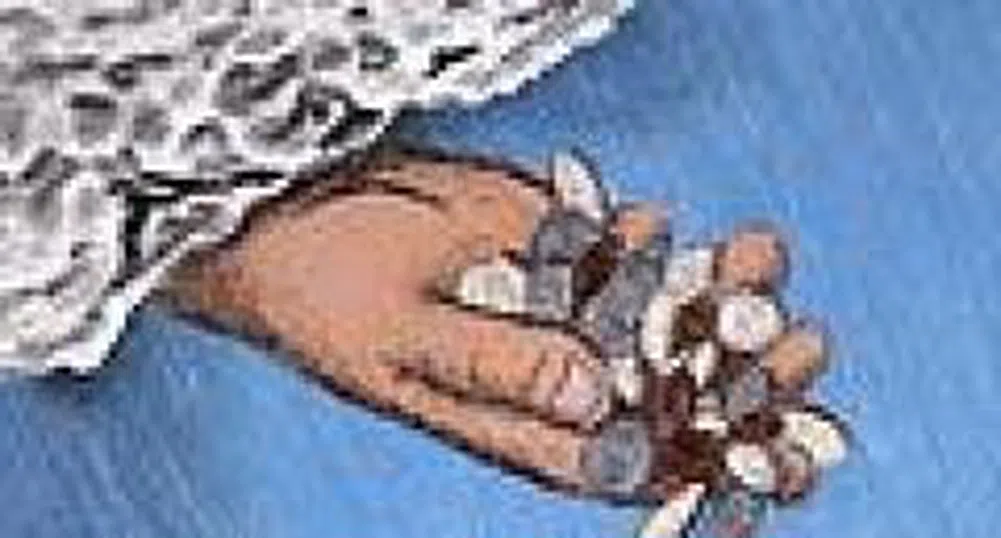 T-Com Shares Oversubscribed Five Times