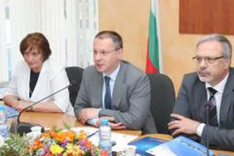 Подписаха първите договори за проекти по ОП „Регионално развитие