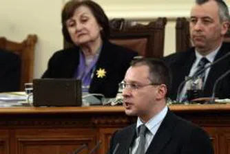 Станишев: Няма замесени членове на правителството в нарушения в големи размери