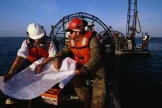 Западът получава каспийски петрол без Русия?