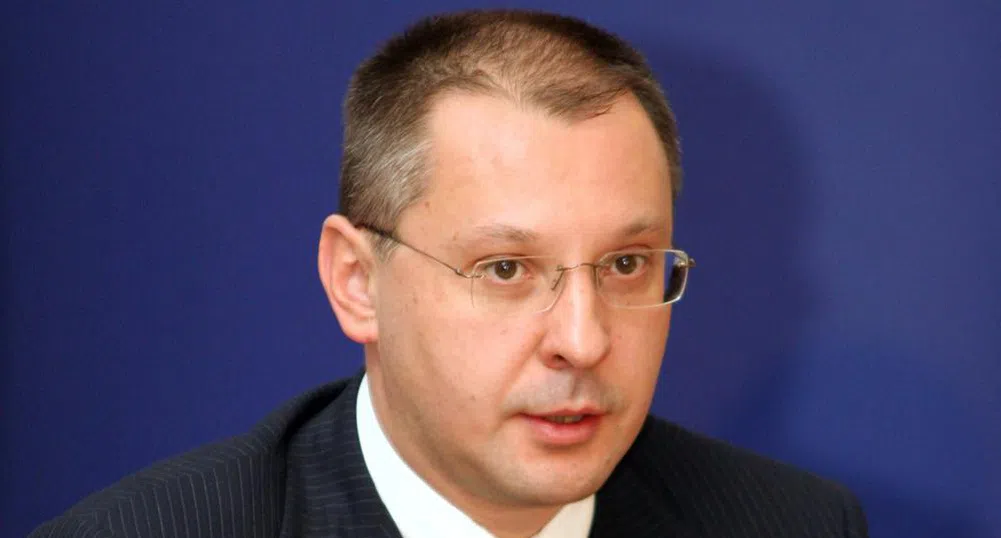 Станишев отпътува за Брюксел