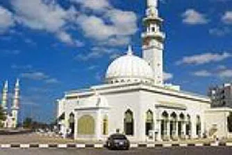 Недостиг на квалифицирани работници в строителния сектор в Персийския залив