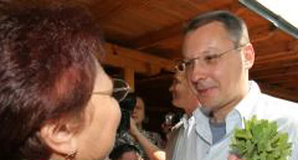 Станишев: Продължаваме с висок икономически растеж за стабилни доходи