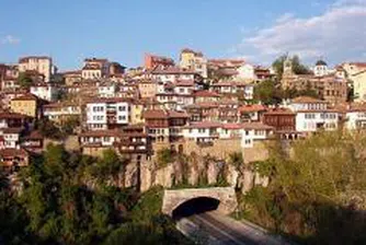 Велико Търново и Несебър ще си сътрудничат в развитието на туризма