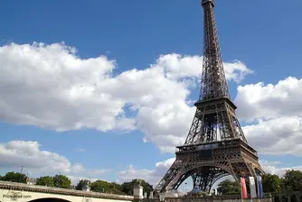 Обсъждат бъдещето на петролната индустрия в Париж