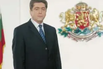Интервю на президента Първанов предизвика противоречиви реакции сред депутатите