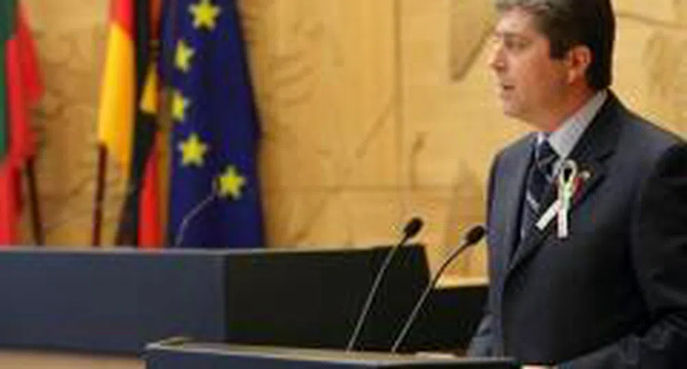 President Purvanov: "Bulgaria Ready to Buy about 1,000 Mln cu m Natural Gas from Azerbaijan"