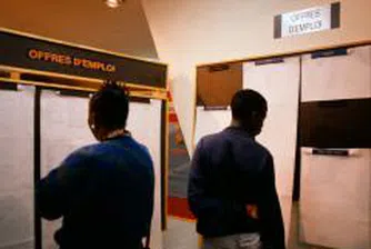 Telecom спестява 300 млн. със съкращения